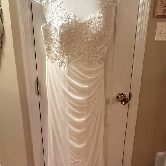 COPY - David’s Bridal Floor Length Wedding Gown - Picture 4 of 13